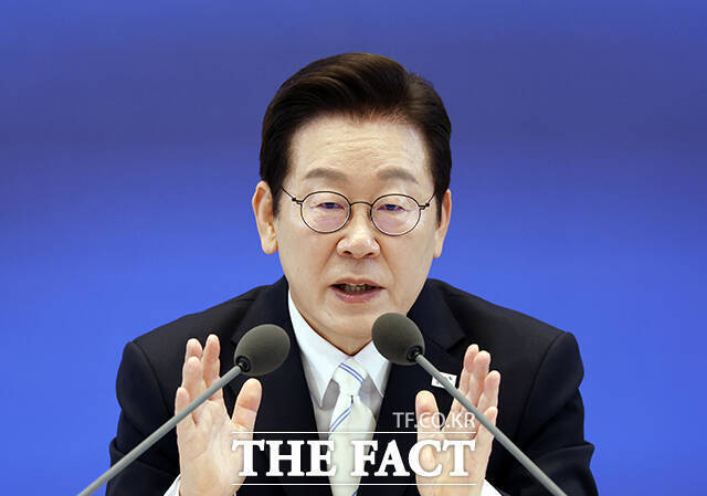 한국건설산업연구원에 따르면 정부가 이달 초 내놓은 주택공급 확대방안 관련, 민간 참여가 반드시 수반돼야 단기 효과가 나타날 것이라고 내다봤다. /뉴시스