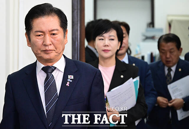 민주당이 추진하는 재판소원제와 관련해 대법원 판결이 확정된 이후에도 헌법소원 심판을 허용한다는 점에서 야권을 중심으로 4심제라는 비판이 일고 있다./남윤호 기자