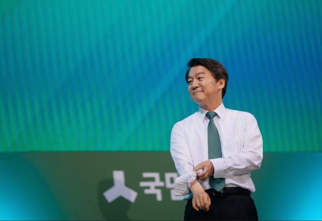 오늘 미세먼지 농도 '매우 나쁨' … 안철수 "마스크 없는 봄날 만들 것"