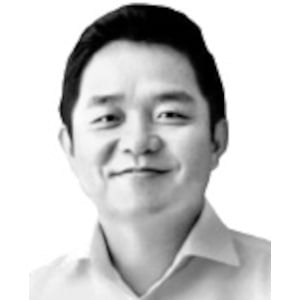 [이경전의 AI와 비즈니스 모델] 당신은 AI에 일을 시킨 뒤 퇴근하고 있습니까?