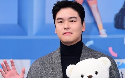 제2의 백종원 꿈꾸더니…편의점서 불티난 '이장우 우동'