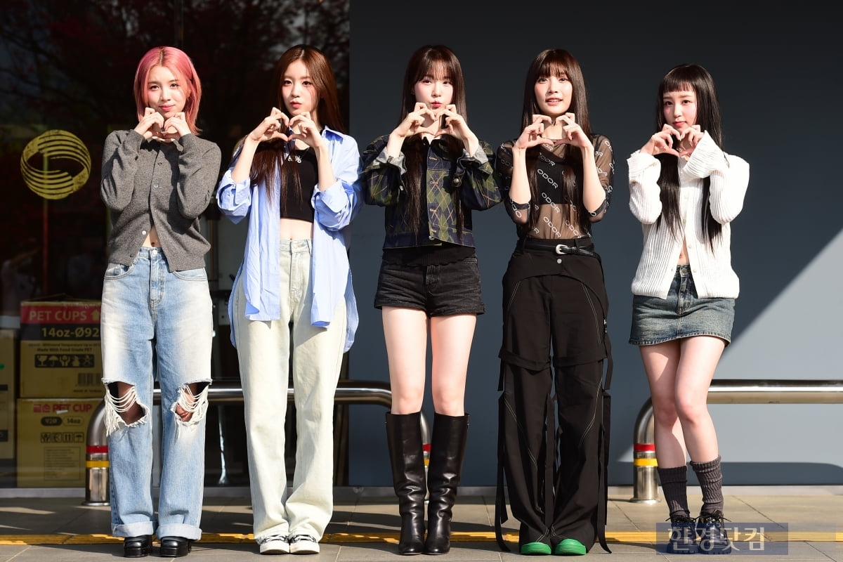 [포토] 우아!, '예쁨 뽐내며 하트~'