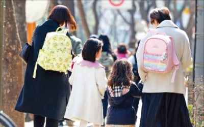 [시사이슈 찬반토론] 외국인 돌봄 도우미 '차등 임금' 불가피한가