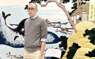 새로운 우주를 만나고 돌아온 미술시장의 스타