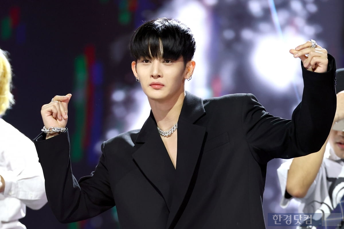 [포토] 배진영, '팬들 마음 흔드는 멋진 모습'