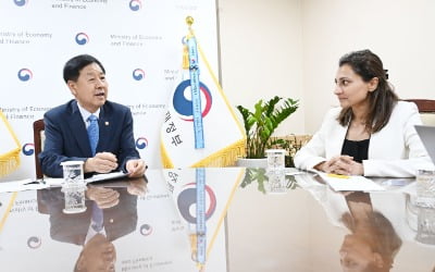 고령화에 韓 잠재성장률 저하·재정지출 급증 우려…무디스, 구조개혁 주문