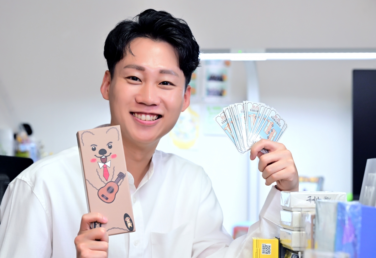 초딩부터 고령층까지 빠진 '이것'에 뛰어든 전직 개발자 [강홍민의 굿잡]