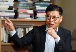 “한국 산업·기업, 과거 성공방식 집착…추격형 모델로는 미래 없다”